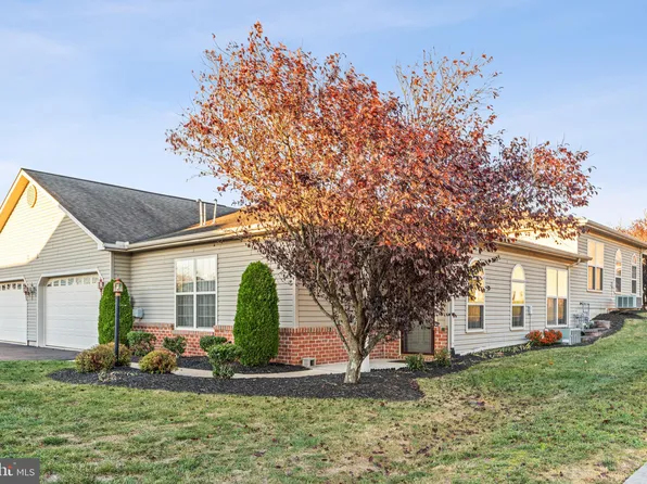 199 Meadowview Dr, Harrisburg, PA 17111