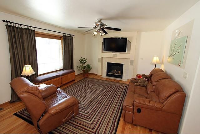 2nd image of 5506 S Winnipeg St