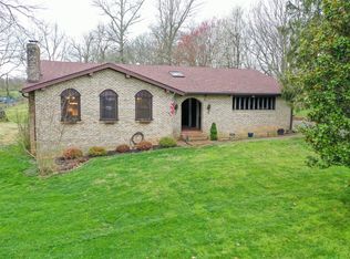 559 Springhill Rd, Danville, KY 40422