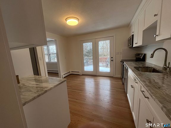 2nd image of 151 Fans Rock Road