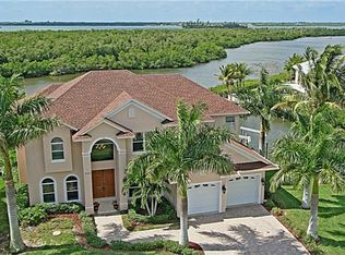 117 Queen Eugenia Ct, Fort Pierce, FL 34949