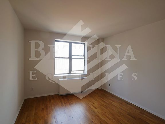 4th image of 241 E 86th St APT 18F