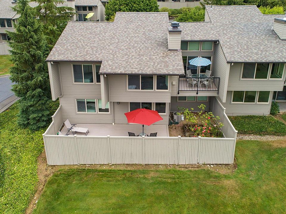 1st image of 10027 NE 115th Ln #E-3