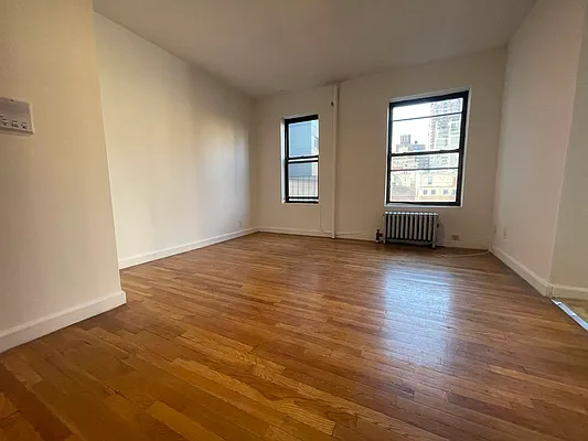 Rented by Bond New York | media 10