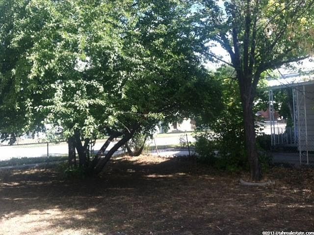 2nd image of 621 Healy St