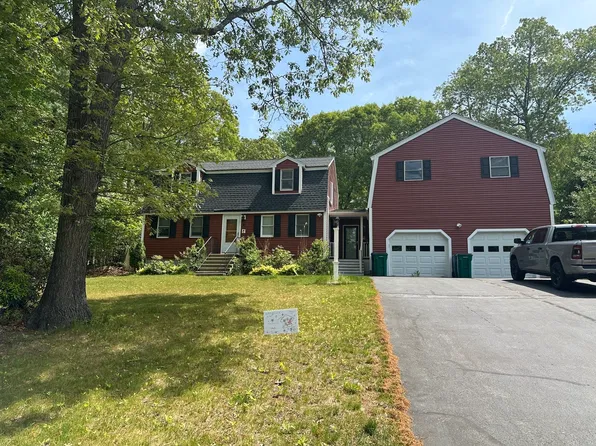 2 Stonehedge Cir, Billerica, MA 01821