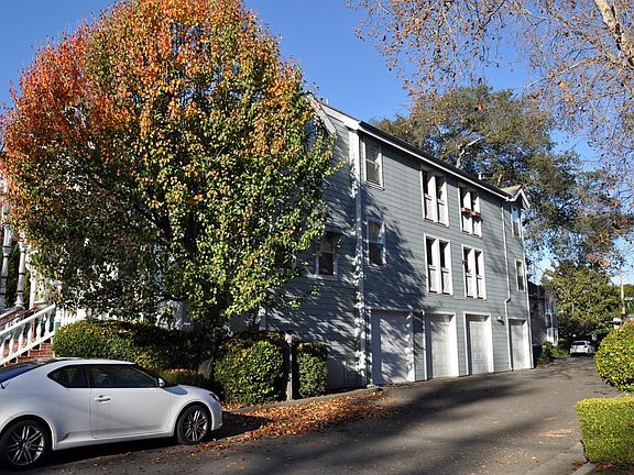 2nd image of 429 8th Street