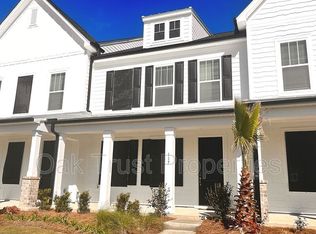 117 Summer Tanager Dr, Ravenel, SC 29470