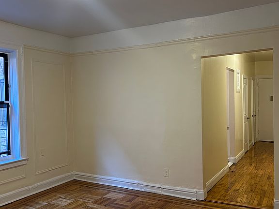 5th image of 1136 Stratford Ave #2