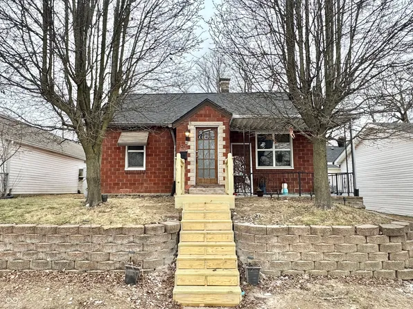 24 N Clay St, Mooresville, IN 46158