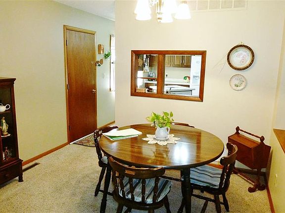 5th image of 3013 Payne Dr