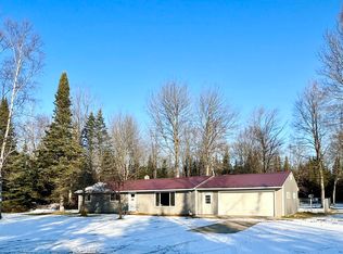 7534 34th Rd, Rapid River, MI 49878