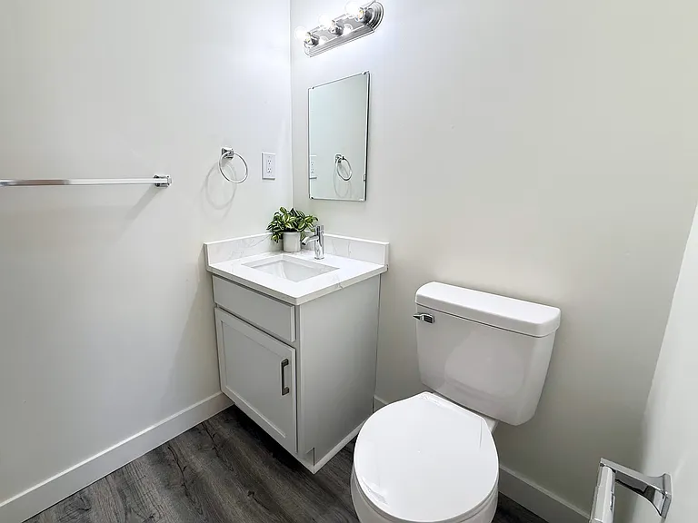 29222 Grand River Ave #5 — Photo 5