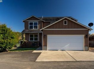 547 Salmon St, Roseburg, OR