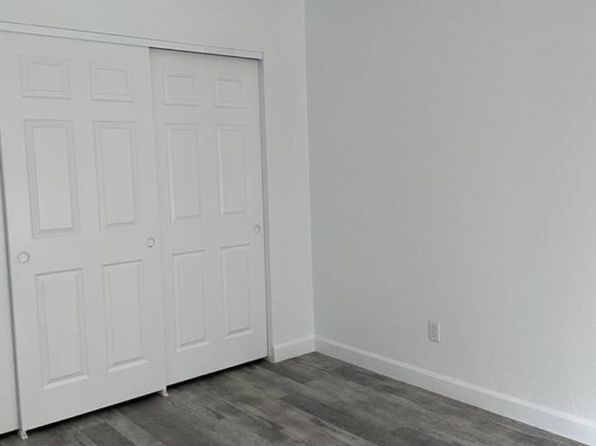 reno-nevada-66464207 picture