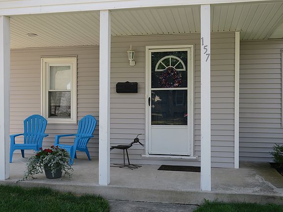 3rd image of 157 Gardenvale Dr