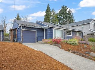 863 N Watts St, Portland, OR 97217