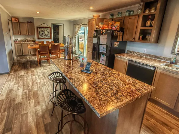 5 High Noon Ct, Sundance, WY 82729