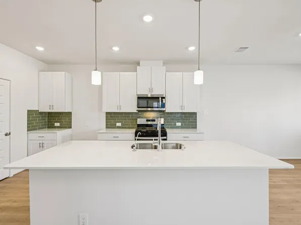 3211 Quiet Sunset Dr, Houston, TX 77080