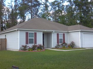 405 Bryson Cir, Hahira, GA 31632