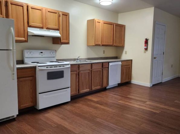 81 Main St #5
