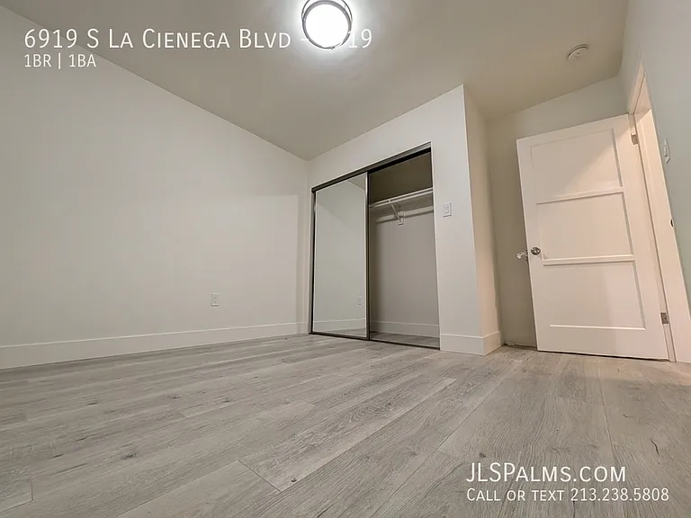 6919 S La Cienega Blvd #6919 — Photo 8