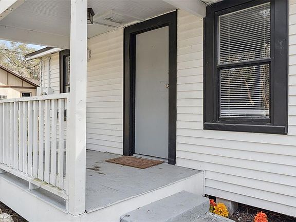 2nd image of 1116 NE 19th St