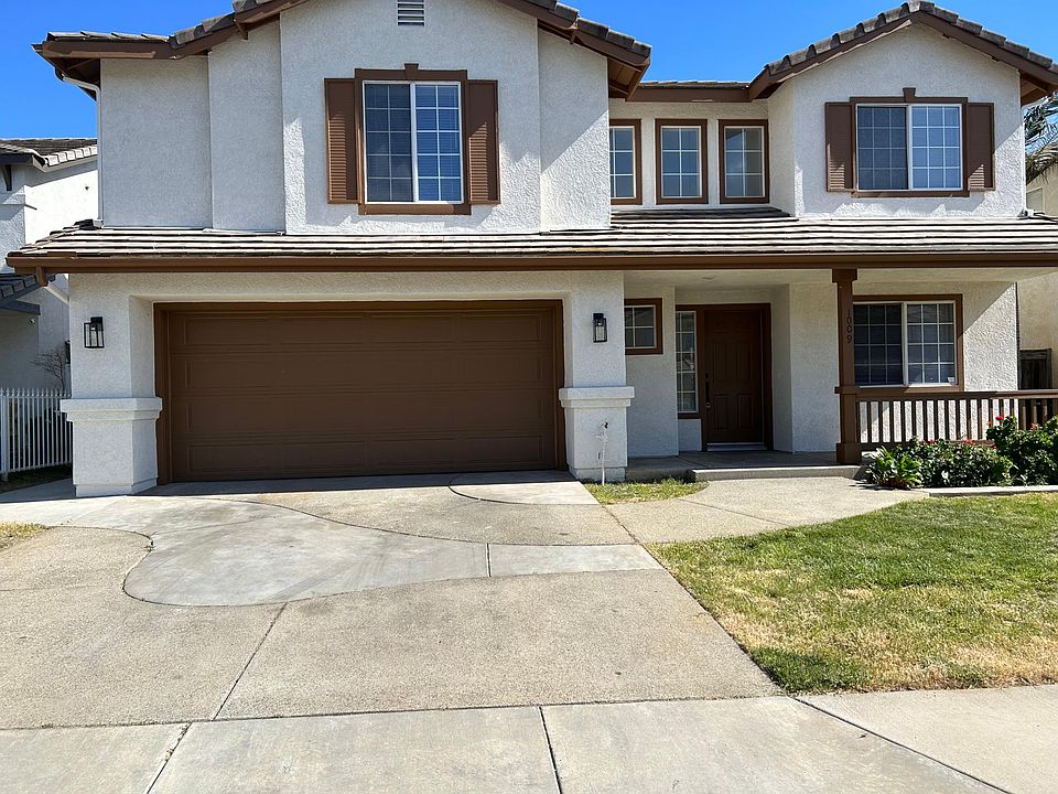 1st image of 1009 Whispering Wood Ln