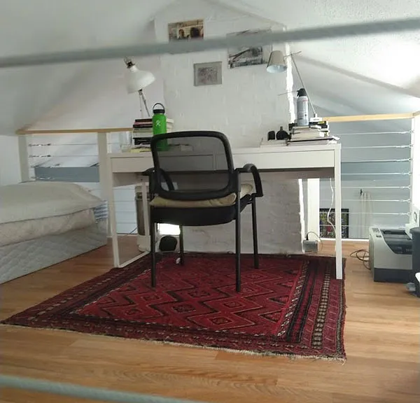 19. Entry to loft