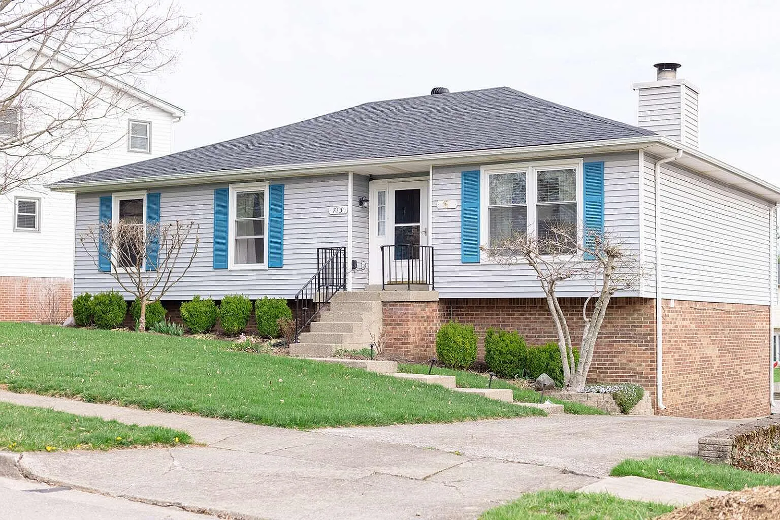 713 Troy Trl photo 1
