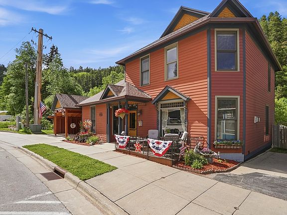 3rd image of 152 Charles St