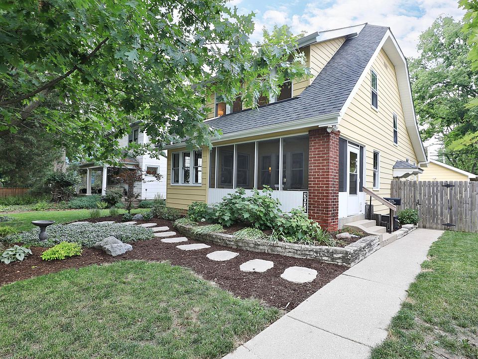1st image of 3076 Woodbine Pl