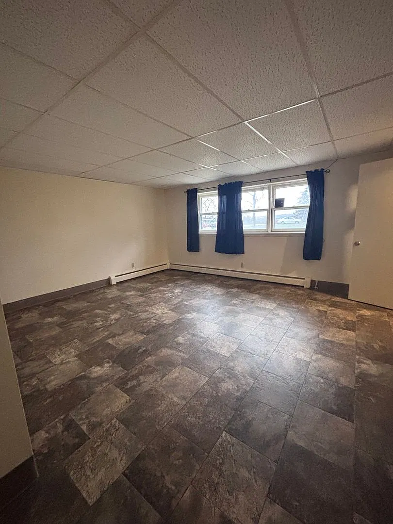 625 Maple Street — Photo 2