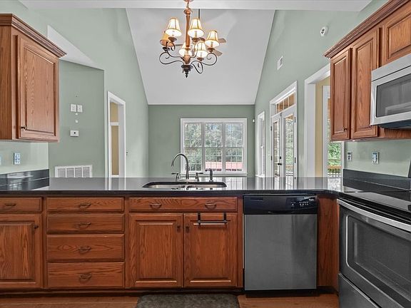 15th image of this home