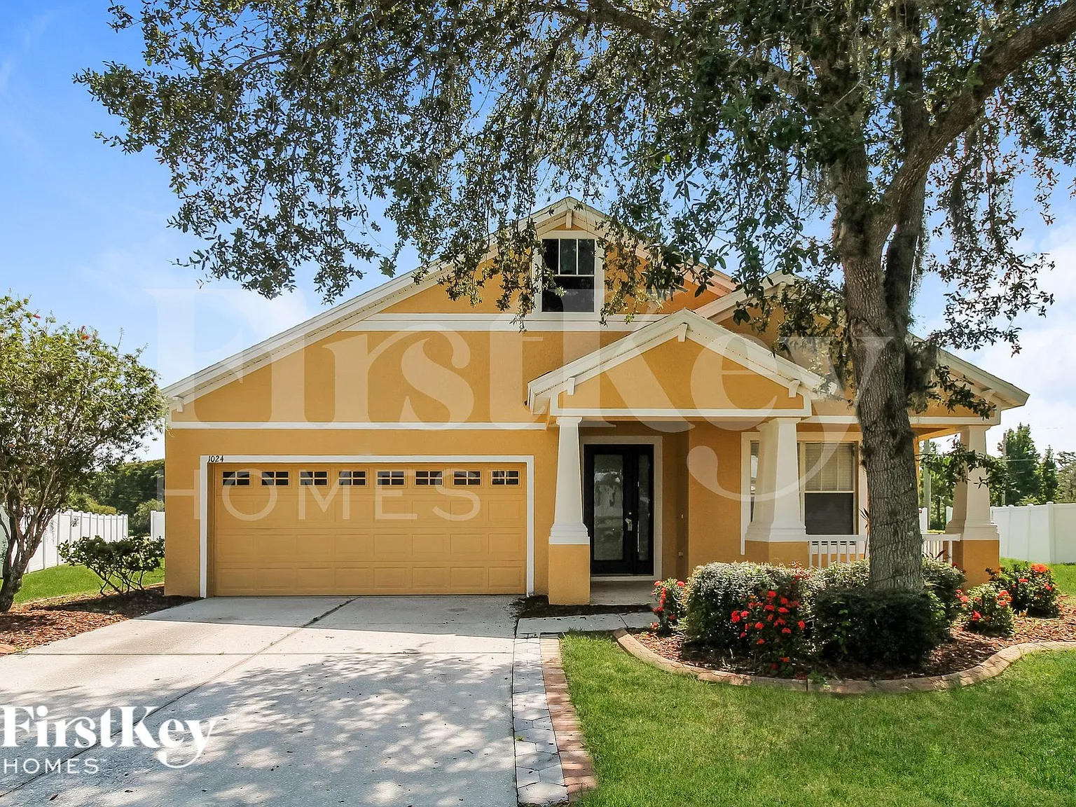 3 bed, 2.0 bath, 2083 sqft, $2,795 — Photo 1