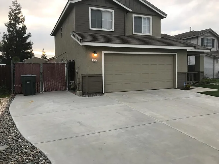 RV/Boat parking