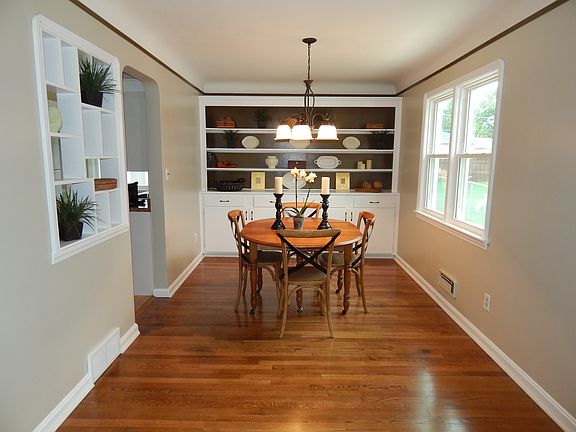 5th image of 10903 Brainard Dr