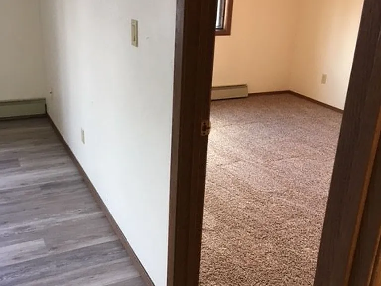 820 Abrams St — Photo 2