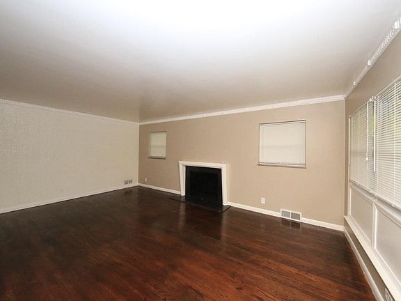 5th image of 1841 Parkhill Dr