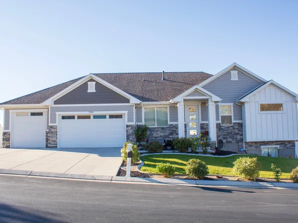 2248 E Grenada Ln, Eagle Mountain, UT 84005