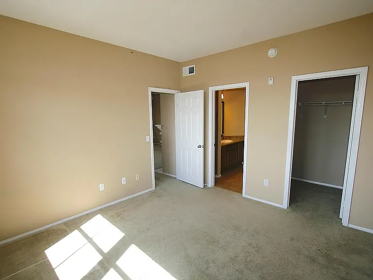 3845 Elijah Ct #638 — Photo 6