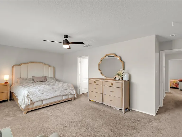 4260 Aldridge Ln — Photo 10