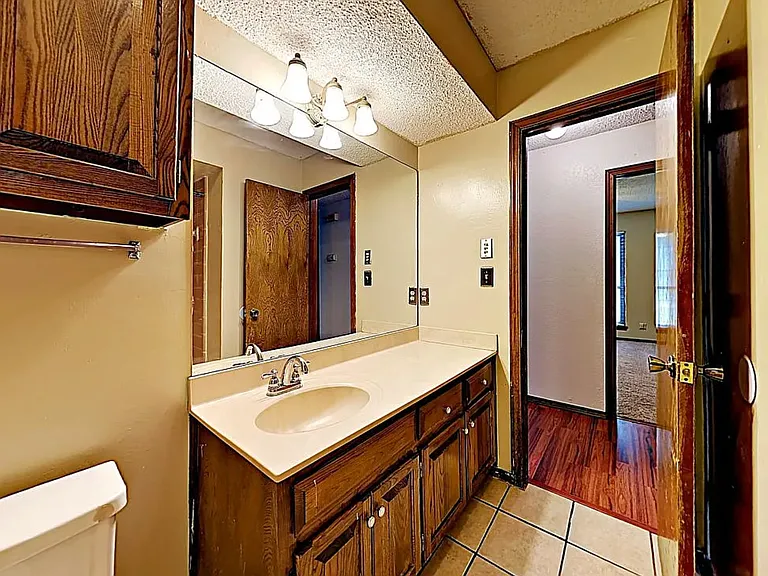 3306 S 144th Pl E — Photo 11