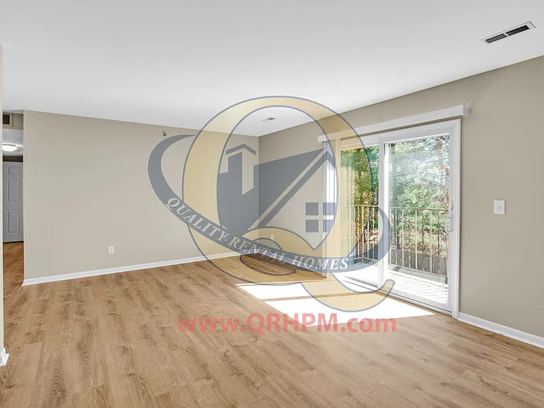 5200 N Genesee Rd — Photo 40