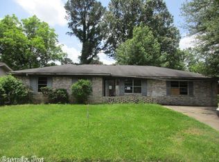 4304 Garland Ave, Pine Bluff, AR 71603