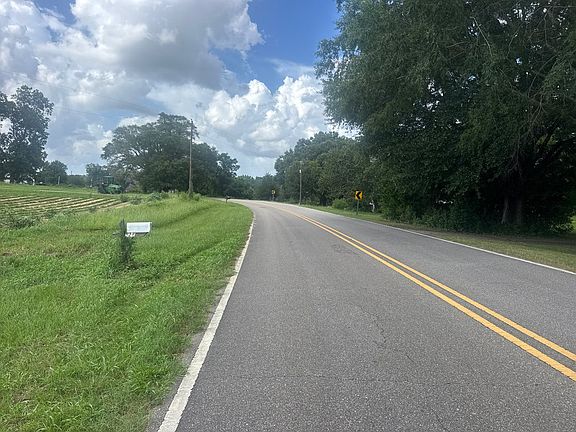 5th image of 528 Geiger Rd