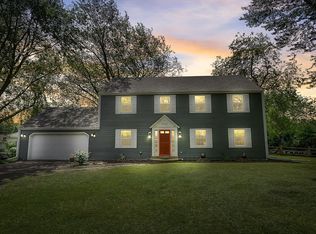 5045 Briarwood Ln, Racine, WI 53402