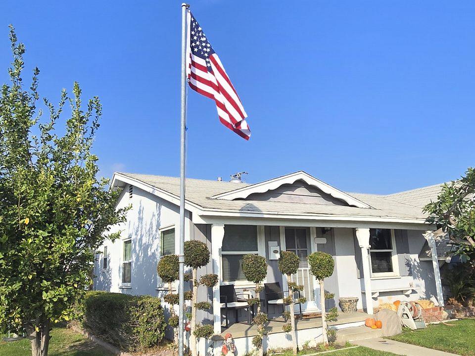 1st image of 7117 El Verano Dr