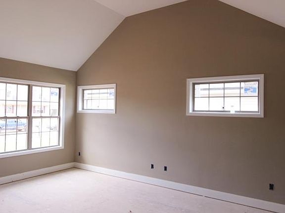 2nd image of 61 Magnolia Pl Lot 61
