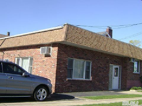 2nd image of 140 Medford Ave